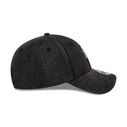 Pictured is this MLB Washed Denim New York Yankees 9FORTY cap in black. 5