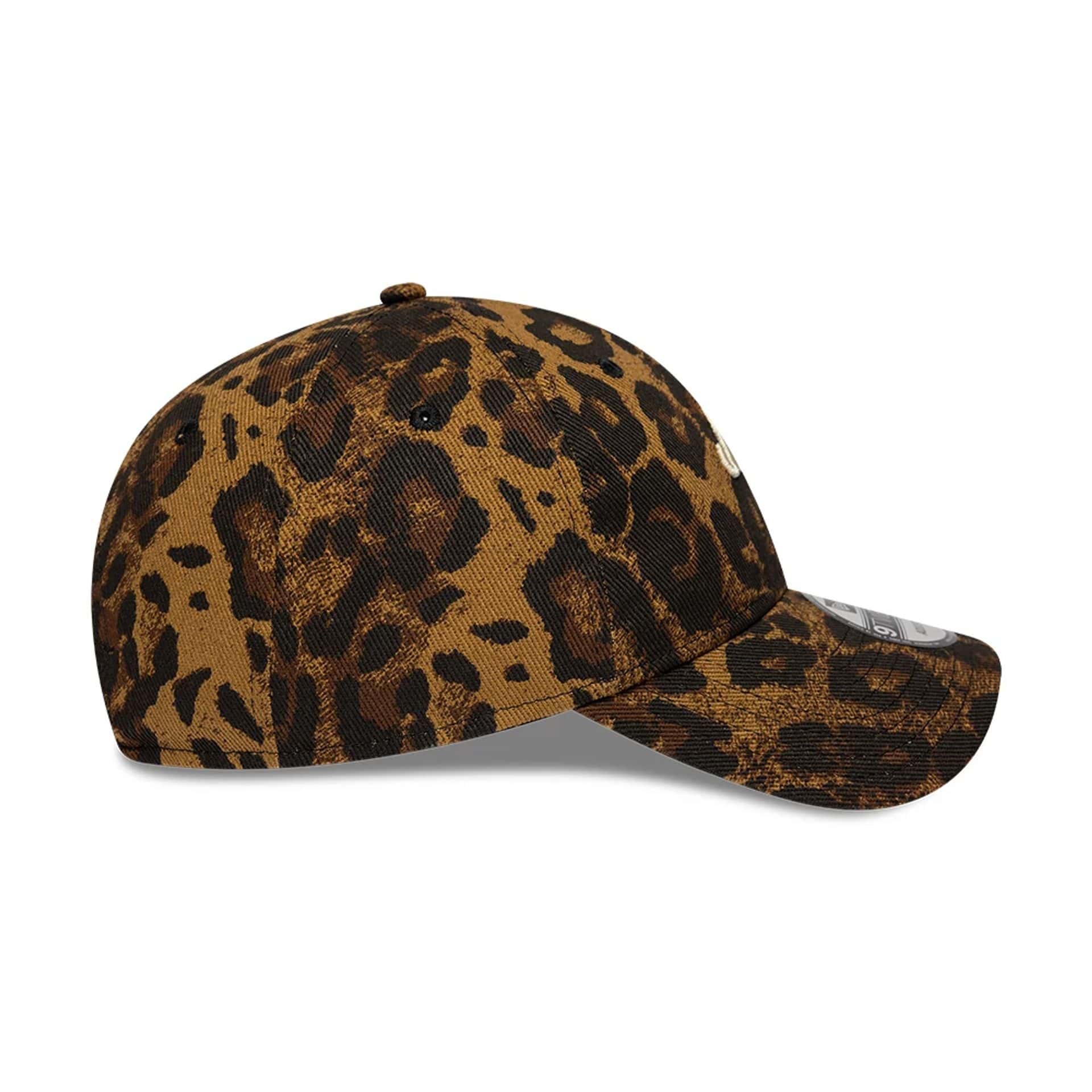 New Era Leopard Heart Brown 9TWENTY Cap | NEC UK