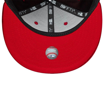 Pictured is this MLB Floral Velour Chicago White Sox 59FIFTY Fitted cap in dark red. 7