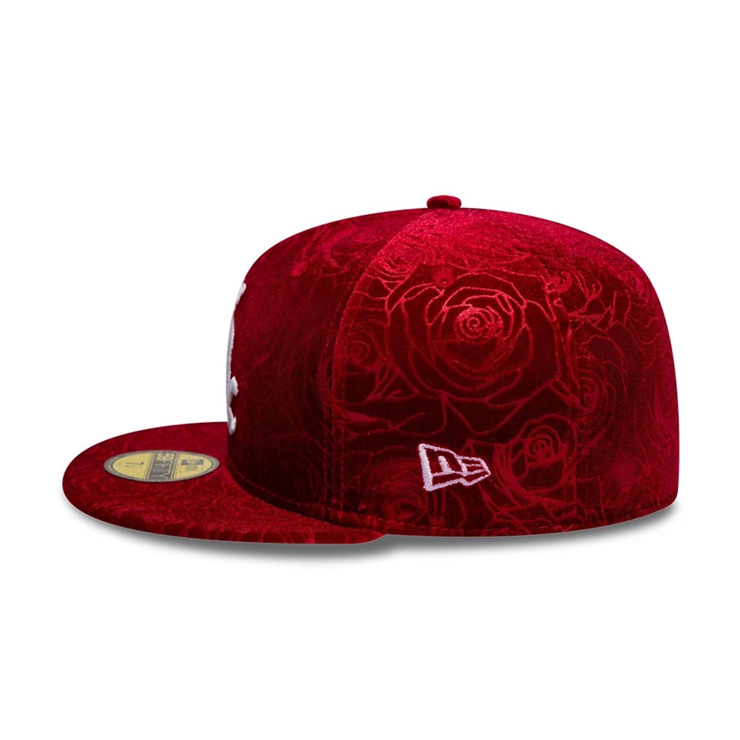 Pictured is this MLB Floral Velour Chicago White Sox 59FIFTY Fitted cap in dark red. 5