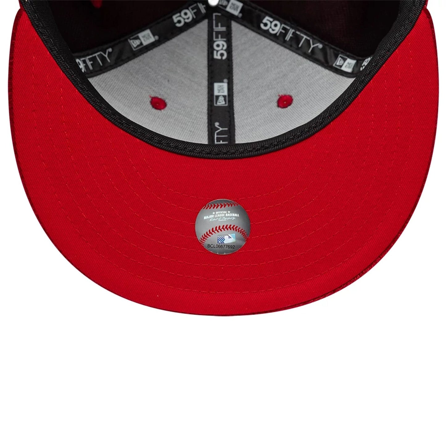 Pictured is this MLB Floral Velour New York Yankees 59FIFTY Fitted cap in dark red. 7