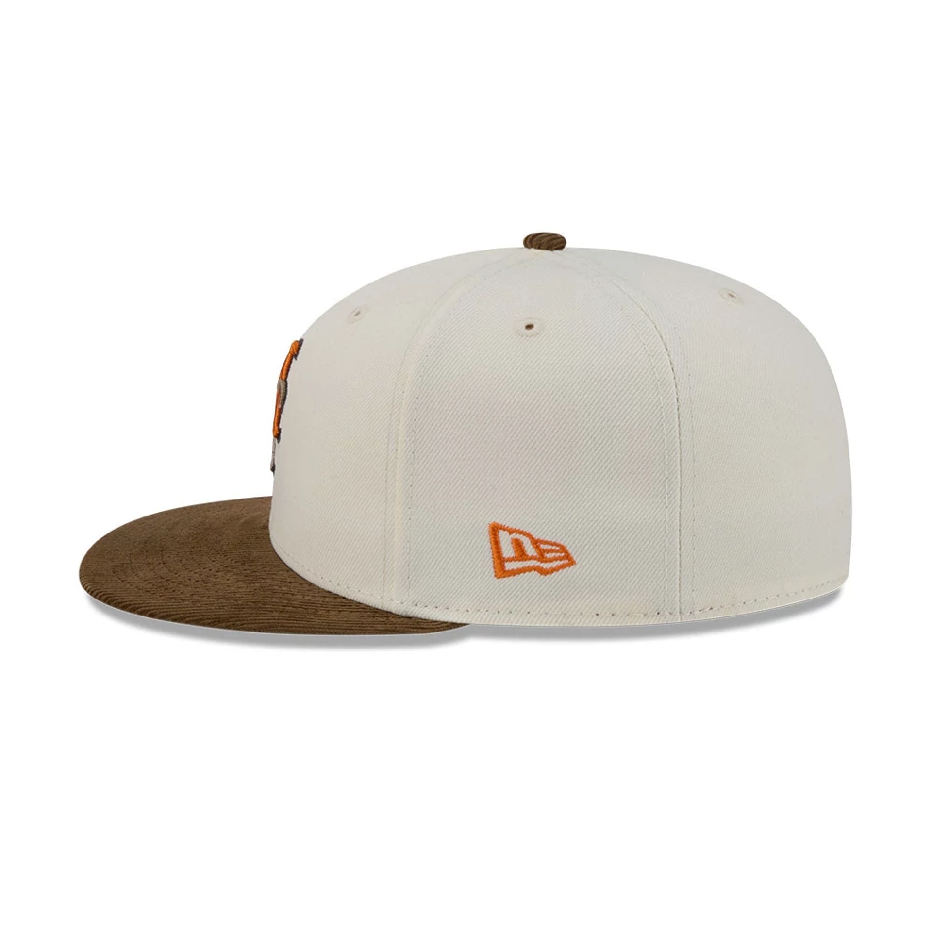 Pictured is this MLB Cord Visor New York Mets 59FIFTY Fitted cap in white. 5