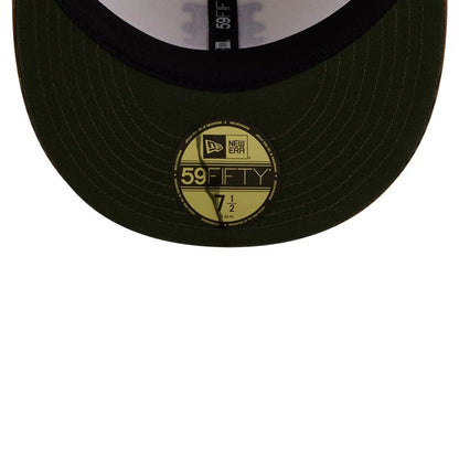 Pictured is this MLB Cord Visor New York Mets 59FIFTY Fitted cap in white. 2