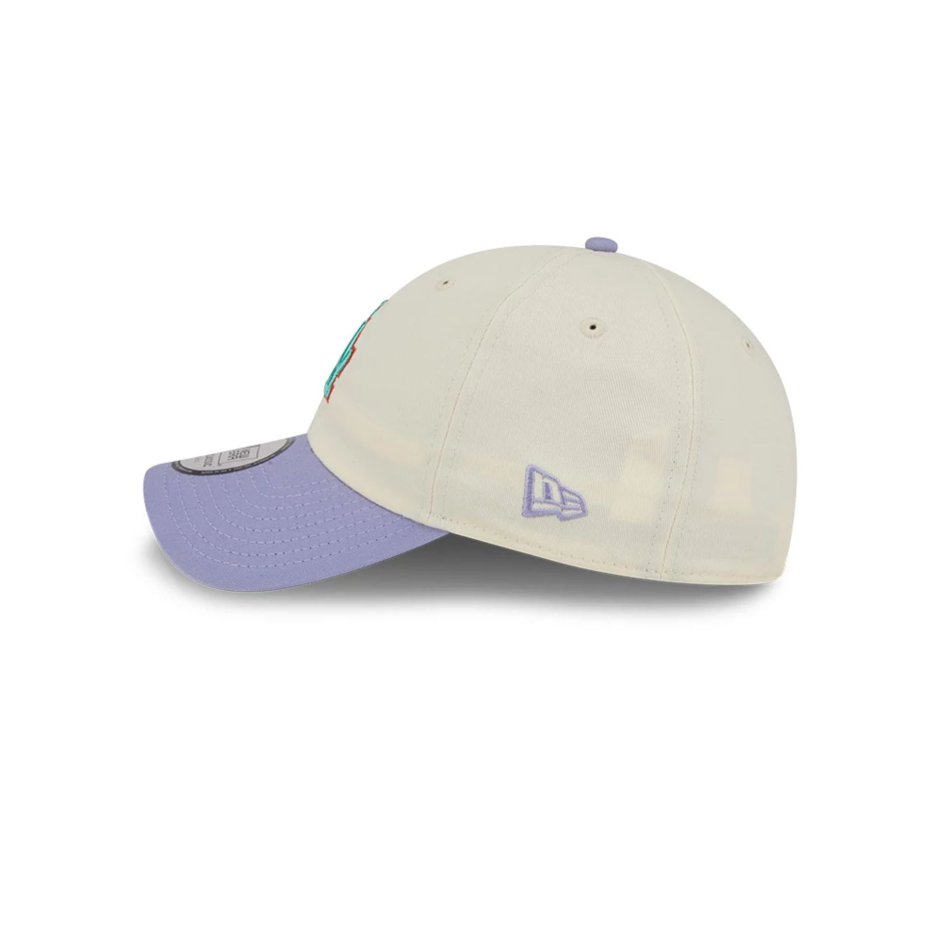 Pictured is this MLB Lavender Flowers LA Dodgers Casual Classic cap in white. 6