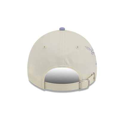 Pictured is this MLB Lavender Flowers New York Yankees Casual Classic cap in white. 7