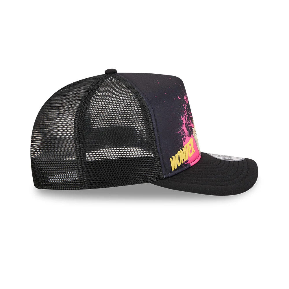 Womens DC Wonder Woman Black New Era 9FIFTY A-Frame Snapback Adjustable Cap, side view showing the textured black mesh back panels, a Wonder Woman logo on the structured front panel, and a flat black visor with the 9FIFTY size sticker.