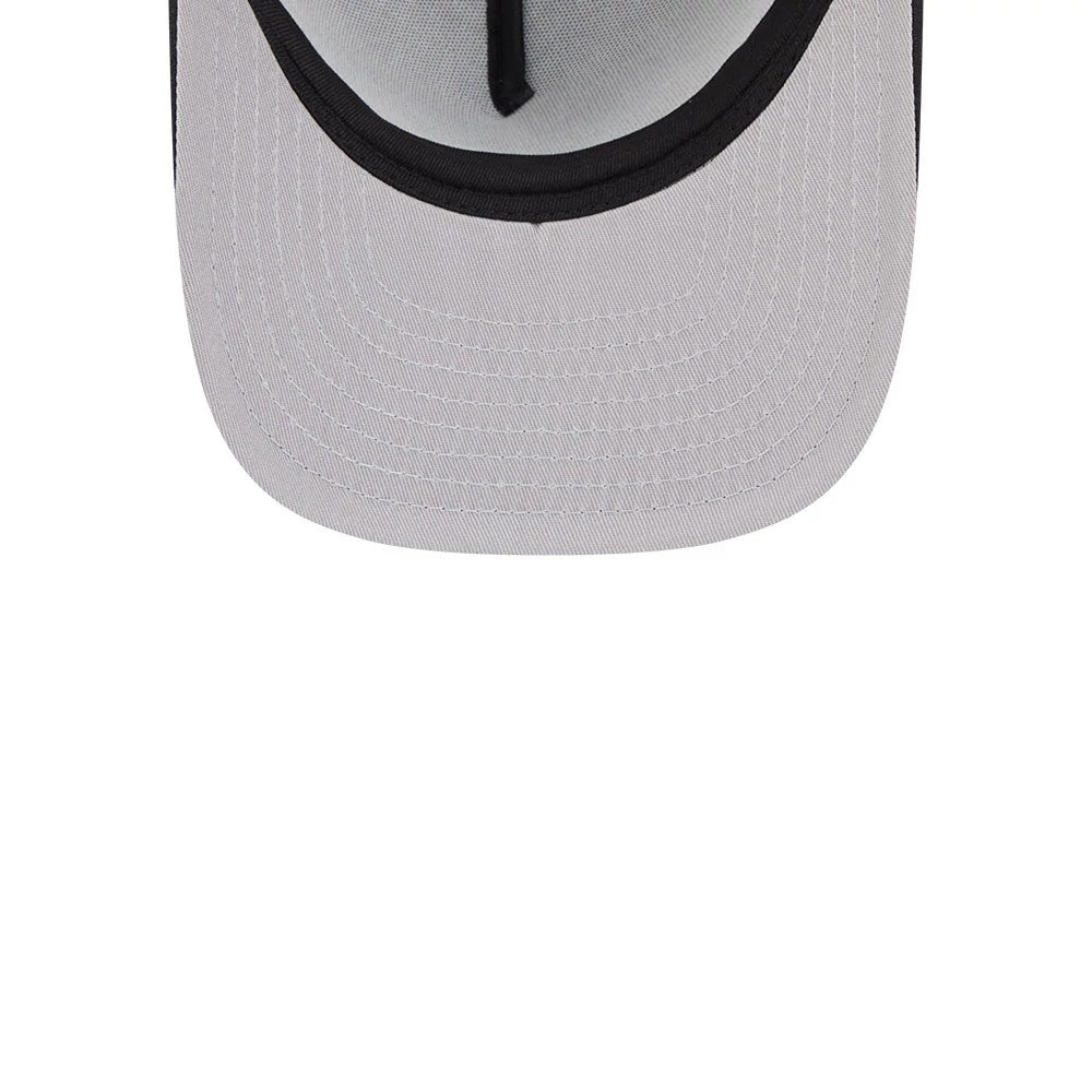 Womens DC Wonder Woman Black New Era 9FIFTY A-Frame Snapback Adjustable Cap, inside view showing the black sweatband, grey undervisor with parallel stitching, and black taping running through the centre of the structured cap.