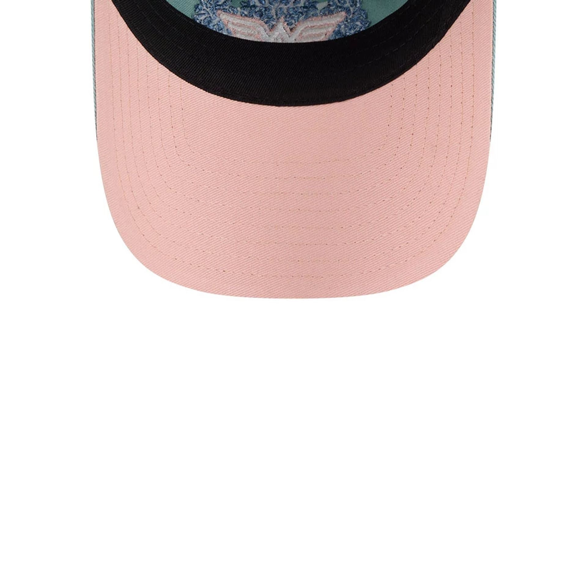 Pictured is this Womens DC Wonder Woman Casual Classic cap in pastel blue. 2