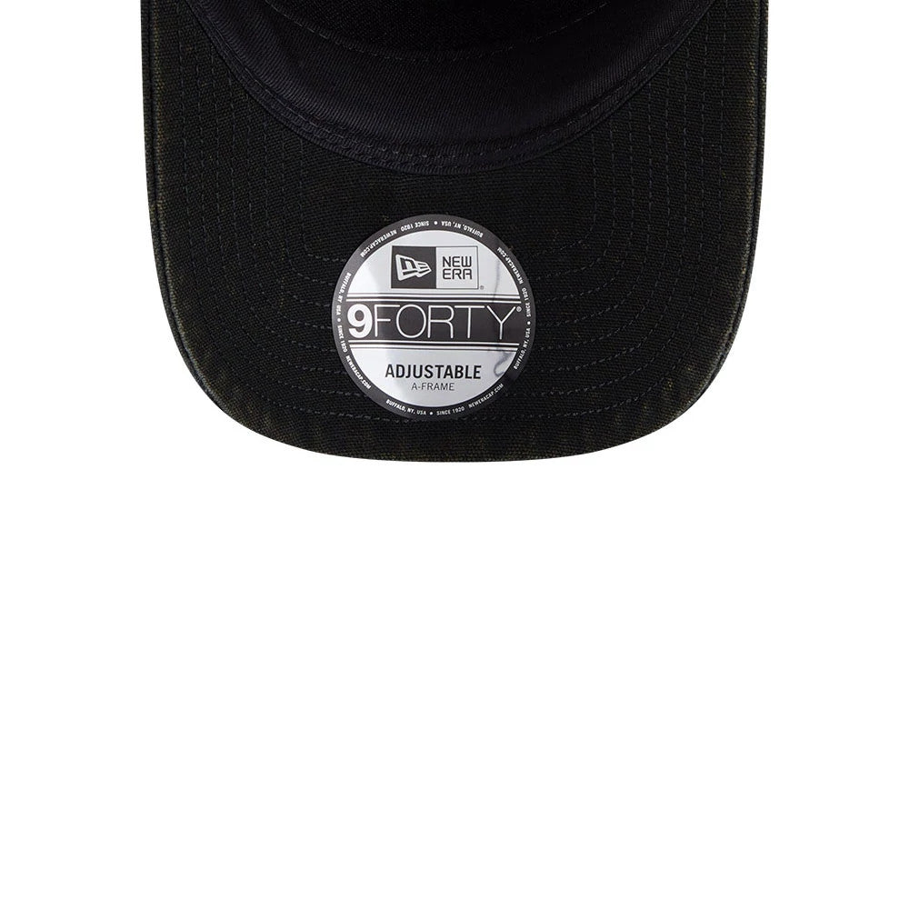 Pictured is this MLB Star Visor New York Yankees 9FORTY A-Frame cap in black. 7
