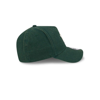 Pictured is this MLB Washed Canvas New York Yankees 9FORTY A-Frame cap in dark green. 5