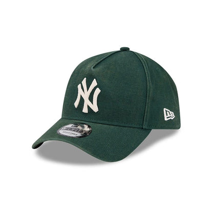 Pictured is this MLB Washed Canvas New York Yankees 9FORTY A-Frame cap in dark green. 8