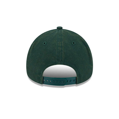 Pictured is this MLB Washed Canvas LA Dodgers 9FORTY A-Frame cap in dark green. 6