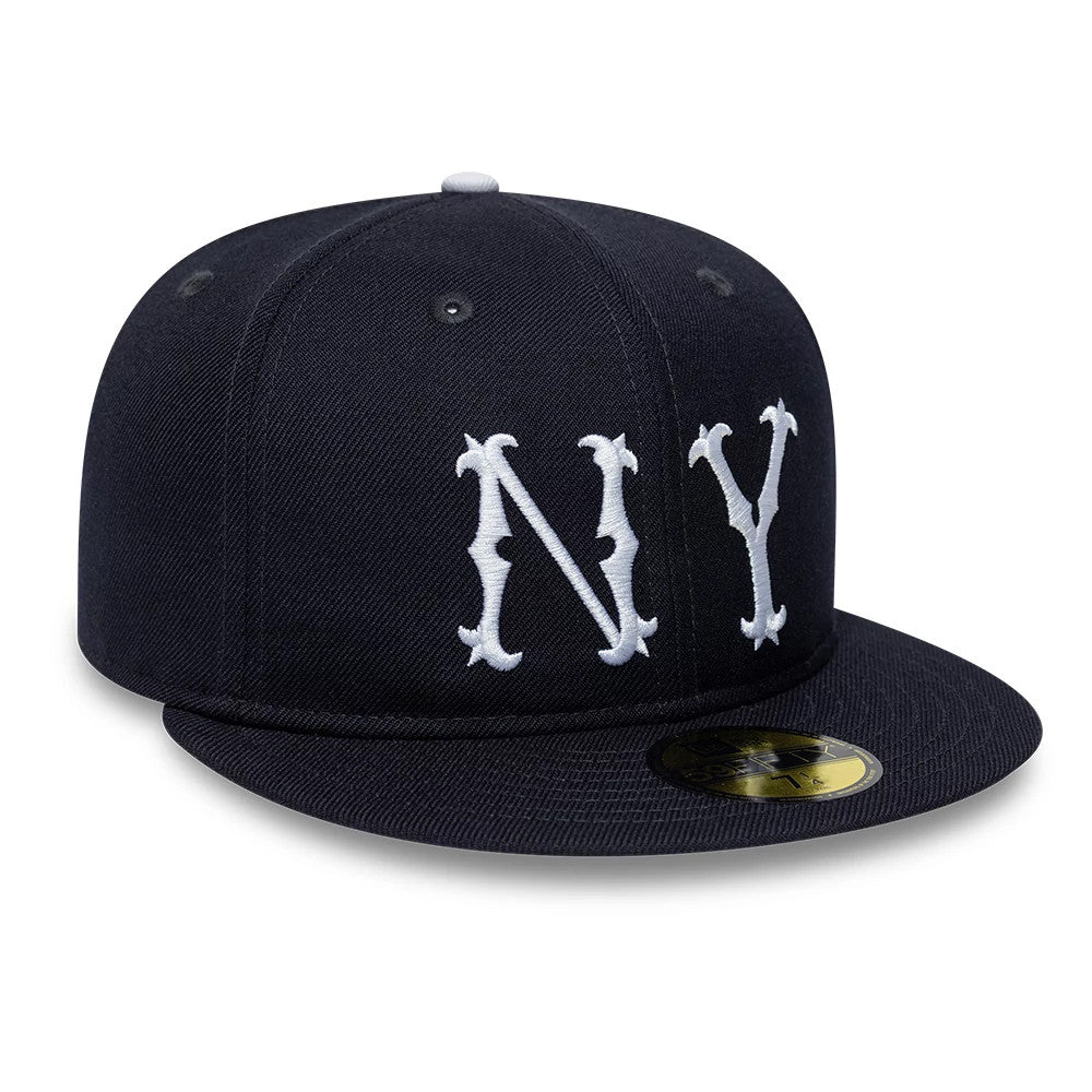 Pictured is this MLB Cooperstown New York Highlanders 59FIFTY Fitted cap in navy. 4
