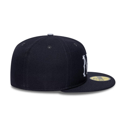 Pictured is this MLB Cooperstown New York Highlanders 59FIFTY Fitted cap in navy. 7