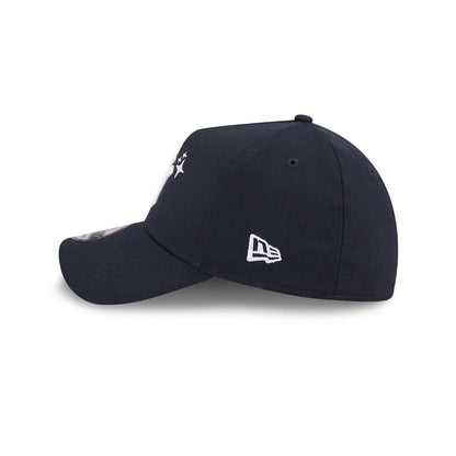 Pictured is this MLB Glow Stars New York Yankees 39THIRTY A-Frame Stretch Fit cap in navy. 6