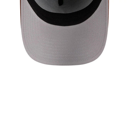 Pictured is this MLB Blueberry Tiramisu LA Dodgers 39THIRTY A-Frame Stretch Fit cap in navy. 2