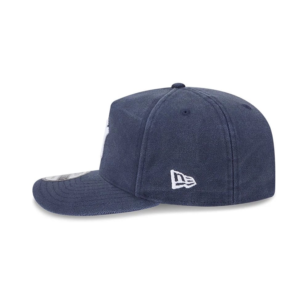 Pictured is this MLB Duck Canvas New York Yankees 19TWENTY cap in navy. 5