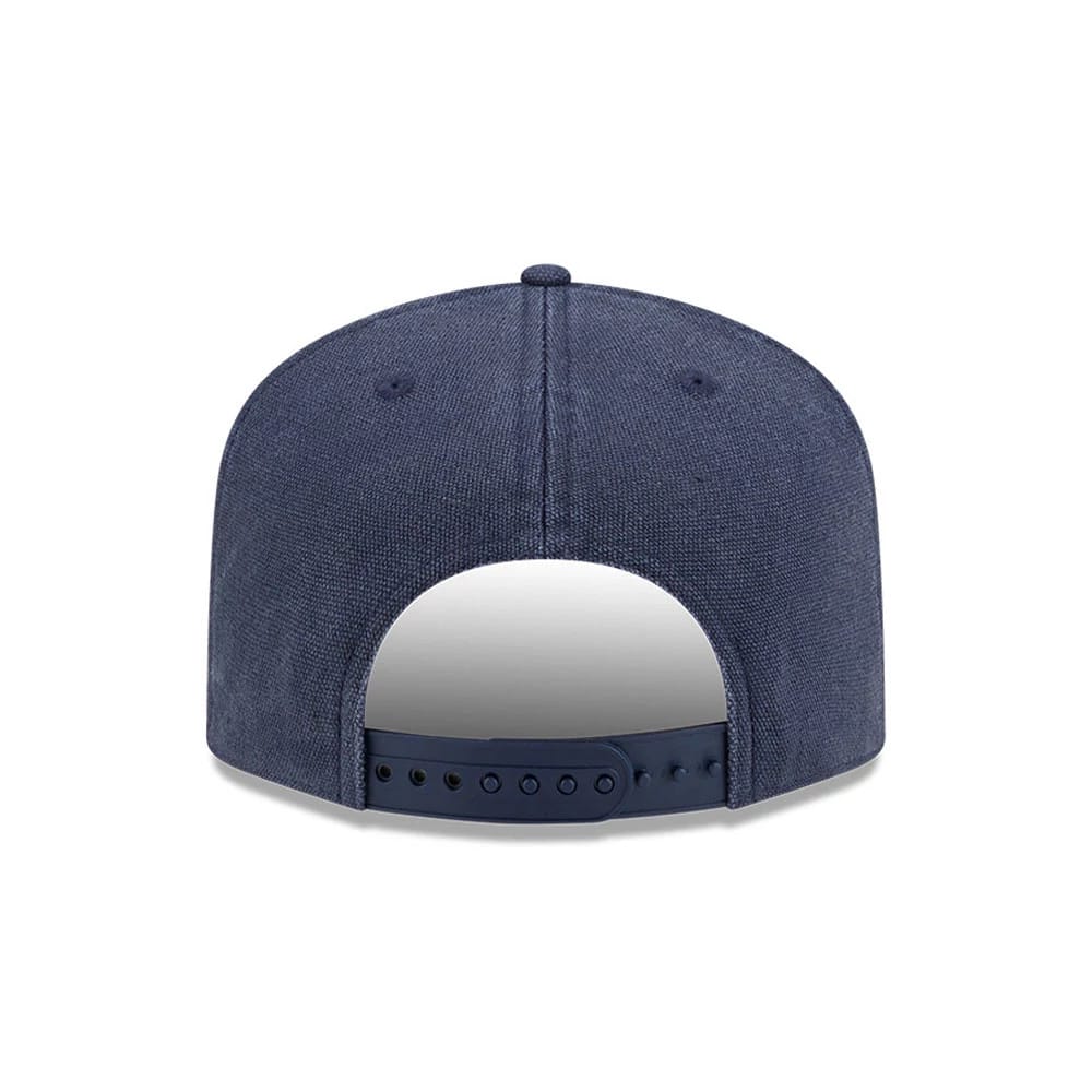 Pictured is this MLB Duck Canvas New York Yankees 19TWENTY cap in navy. 7
