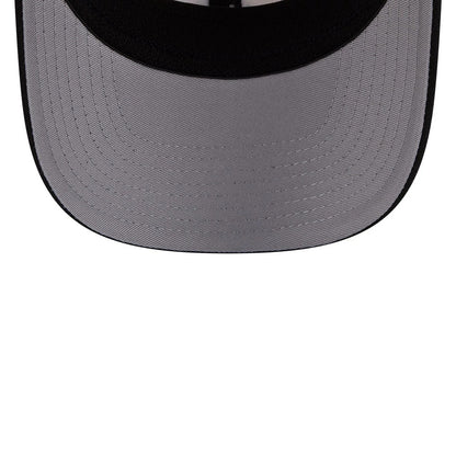 Pictured is this MLB 2 Tone New York Yankees 9SEVENTY Stretch Snap cap in cream & black. 2