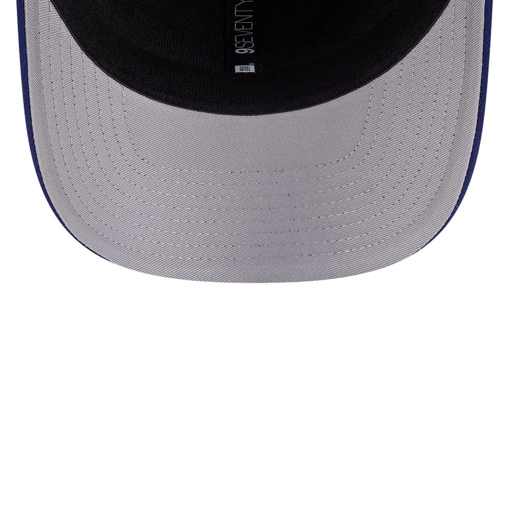 Pictured is this MLB LA Dodgers 9SEVENTY Stretch Snap cap in dark blue. 8