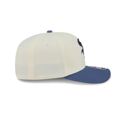 Pictured is this MLB Slate Stone Chicago White Sox 9SEVENTY Stretch Snap cap in cream & dark blue. 6