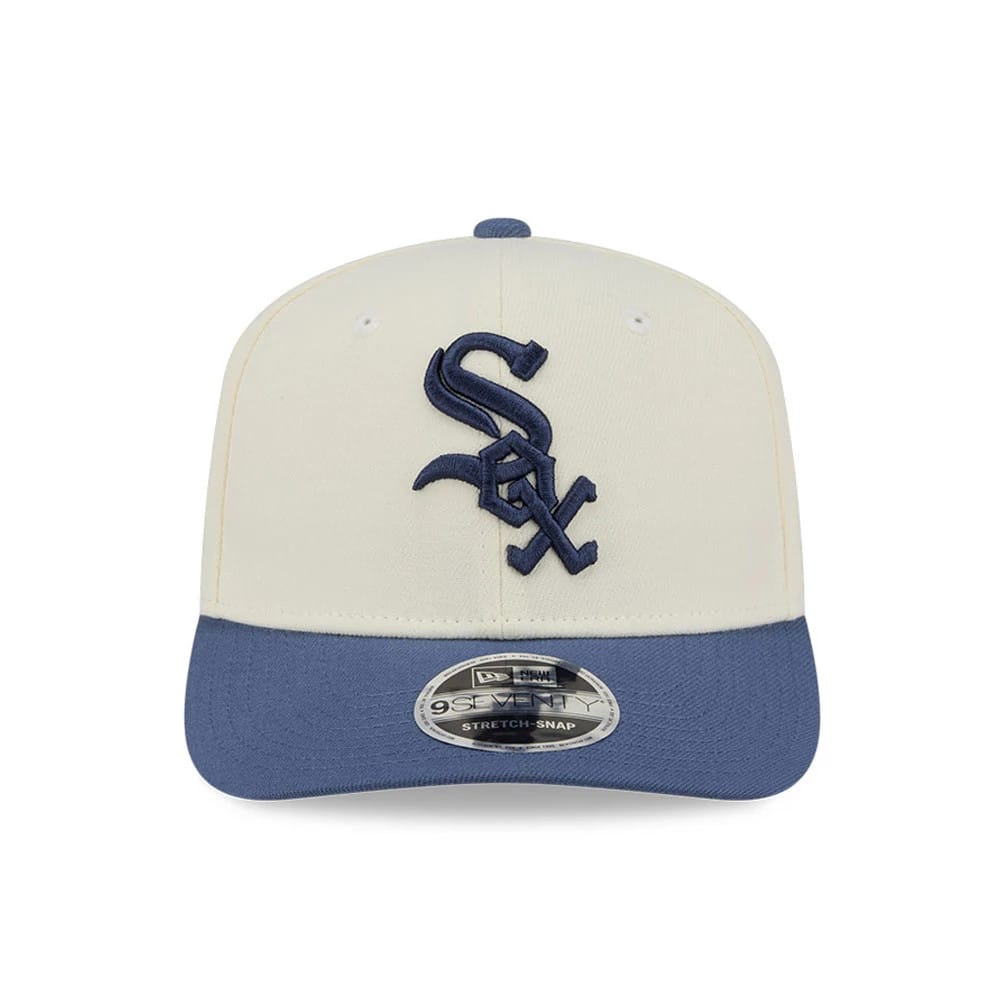 Pictured is this MLB Slate Stone Chicago White Sox 9SEVENTY Stretch Snap cap in cream & dark blue. 3