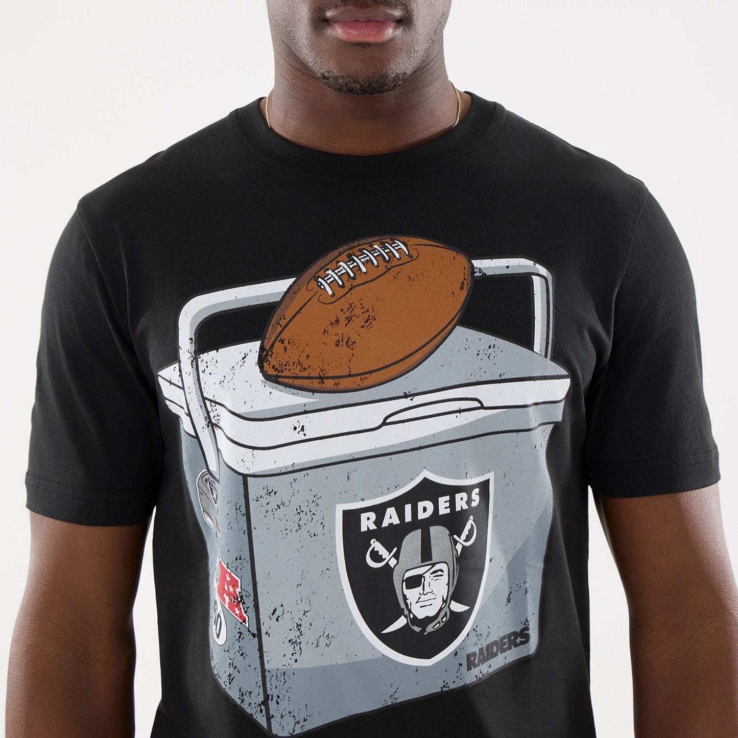 The model is wearing this NFL Training 2026 Las Vegas Raiders T-Shirt in black. 6