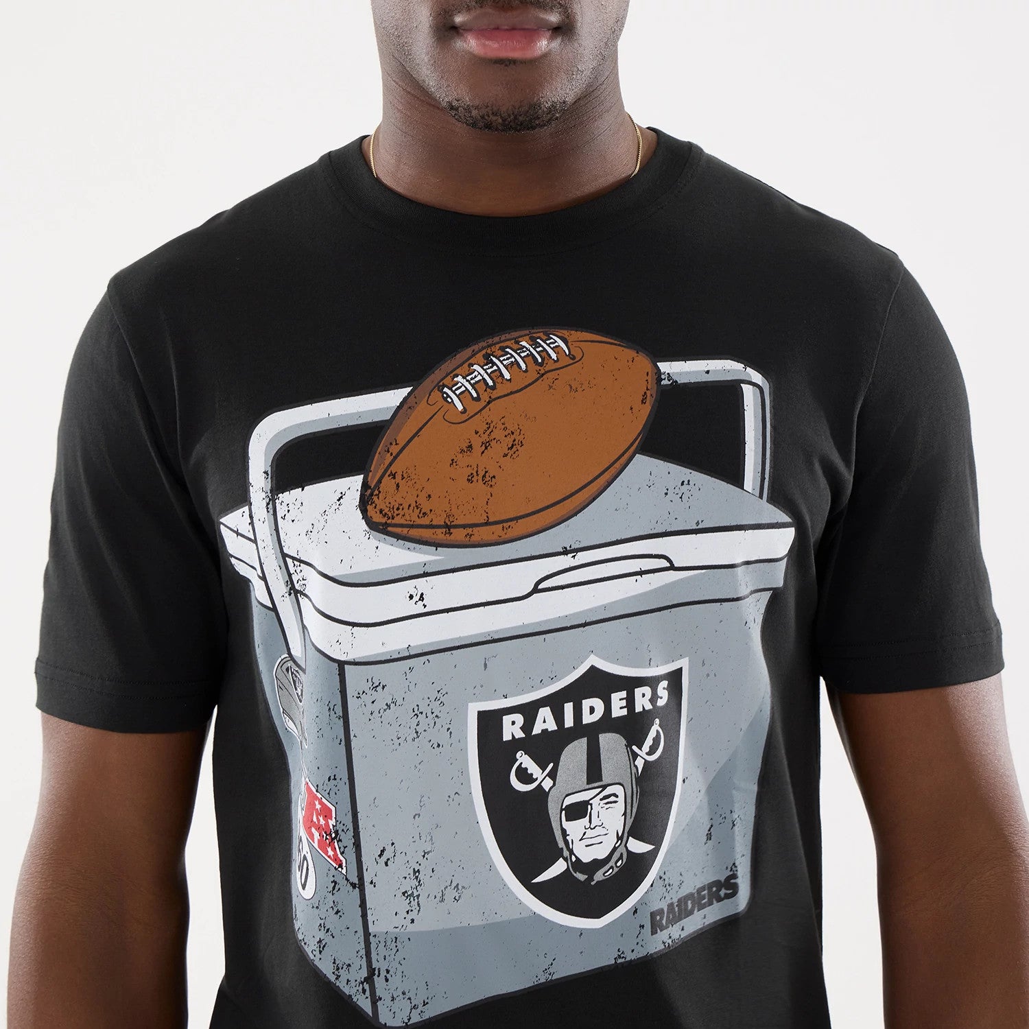 The model is wearing this NFL Training 2026 Las Vegas Raiders T-Shirt in black. 6