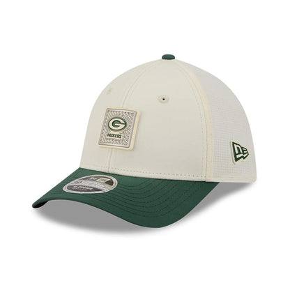 Pictured is this NFL Training 2026 Green Bay Packers 39THIRTY M-Crown Stretch Fit cap in white. 3