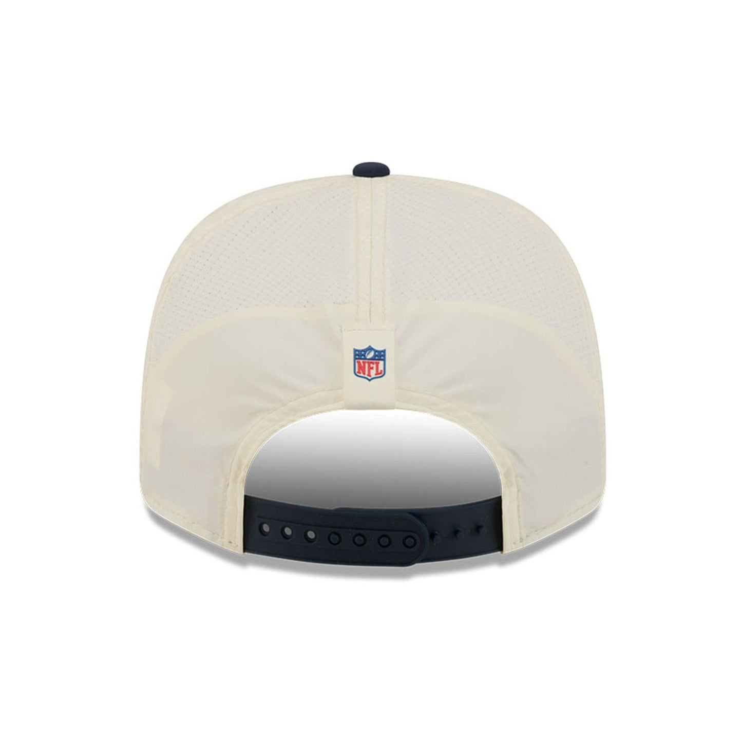 Pictured is this NFL Training 2026 Seattle Seahawks 9SEVENTY Stretch Snap cap in white. 6