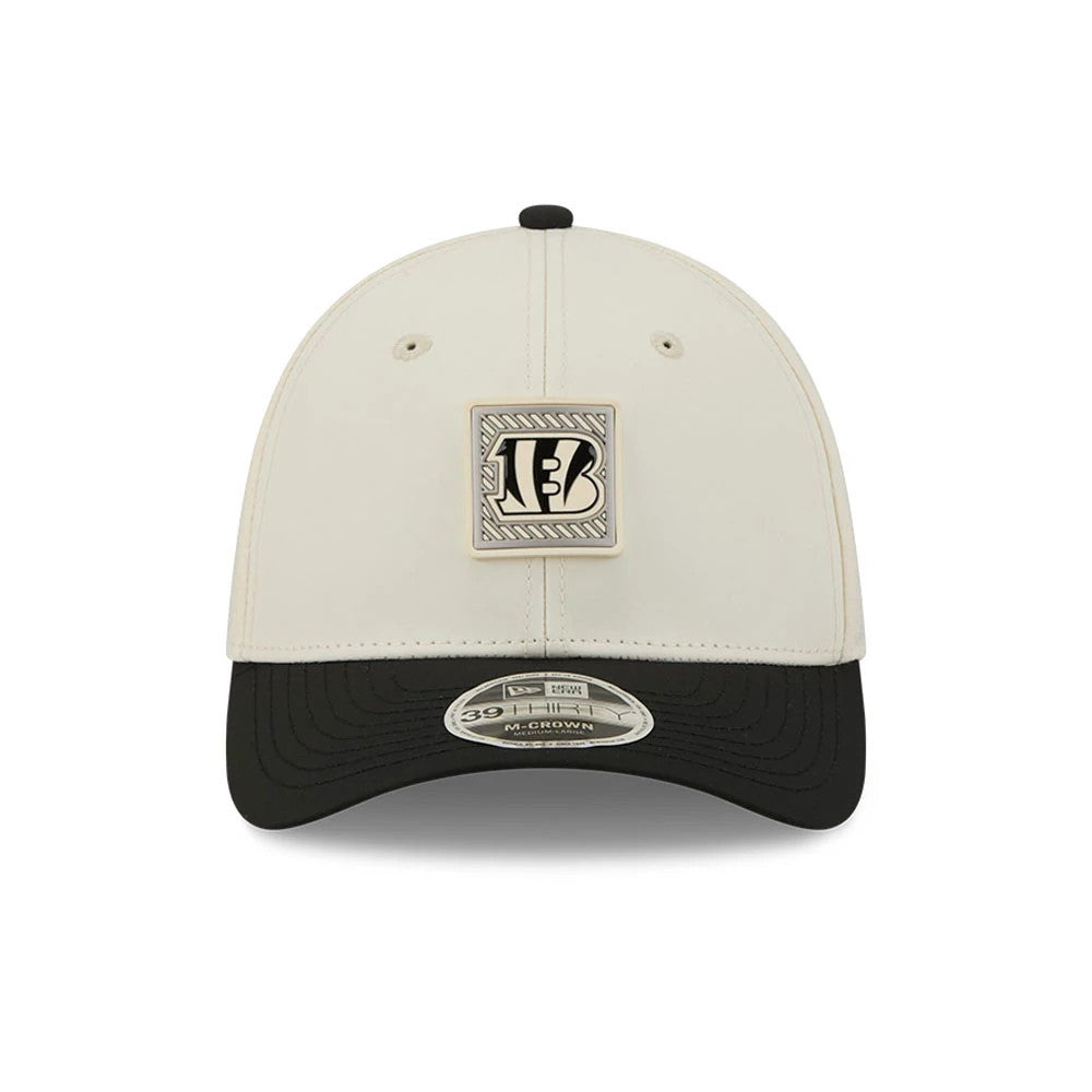 Pictured is this NFL Training 2026 Cincinnati Bengals 39THIRTY M-Crown Stretch Fit cap in white. 2