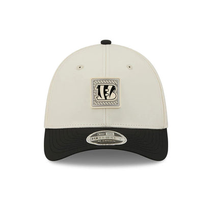 Pictured is this NFL Training 2026 Cincinnati Bengals 39THIRTY M-Crown Stretch Fit cap in white. 2