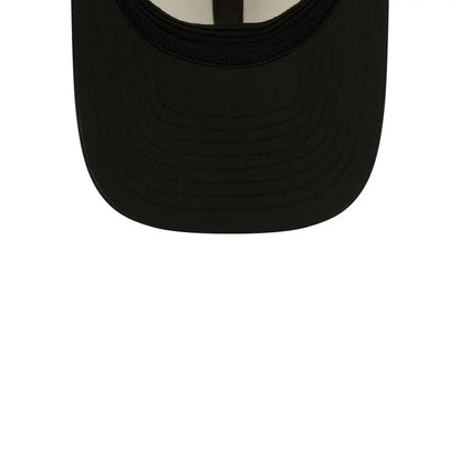 Pictured is this NFL Training 2026 Cincinnati Bengals 39THIRTY M-Crown Stretch Fit cap in white. 7