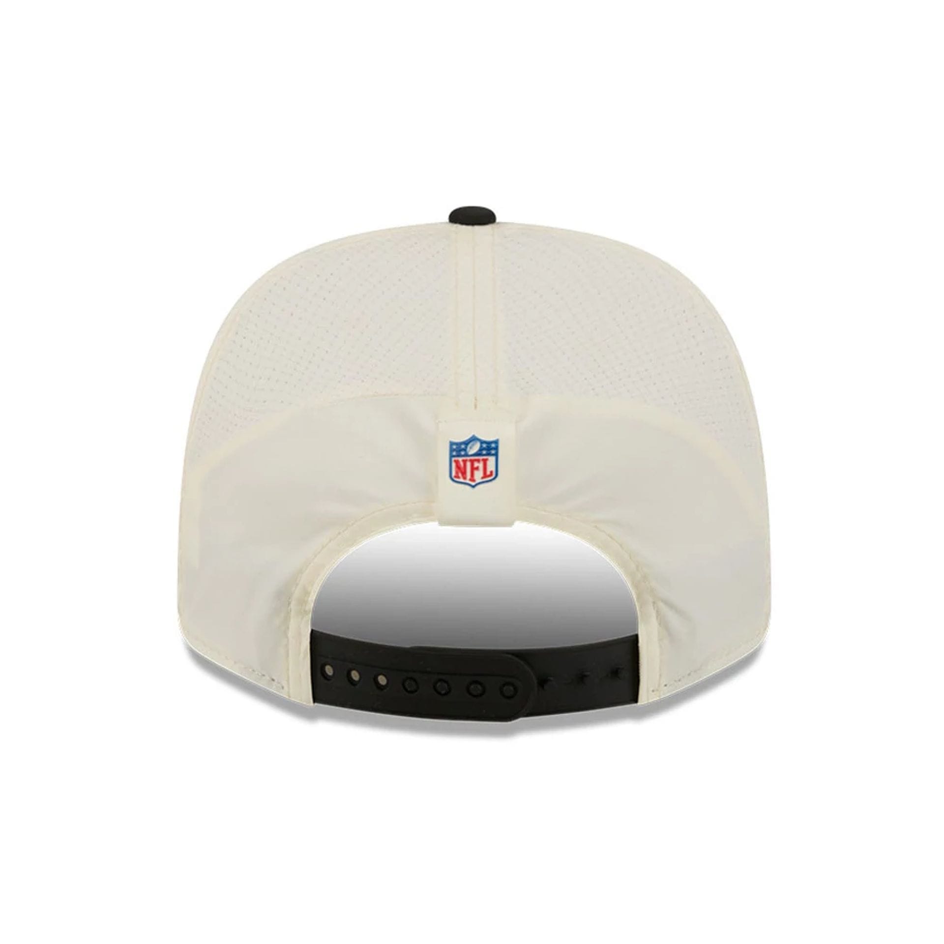Pictured is this NFL Training 2026 Las Vegas Raiders 9SEVENTY Stretch Snap cap in white. 6
