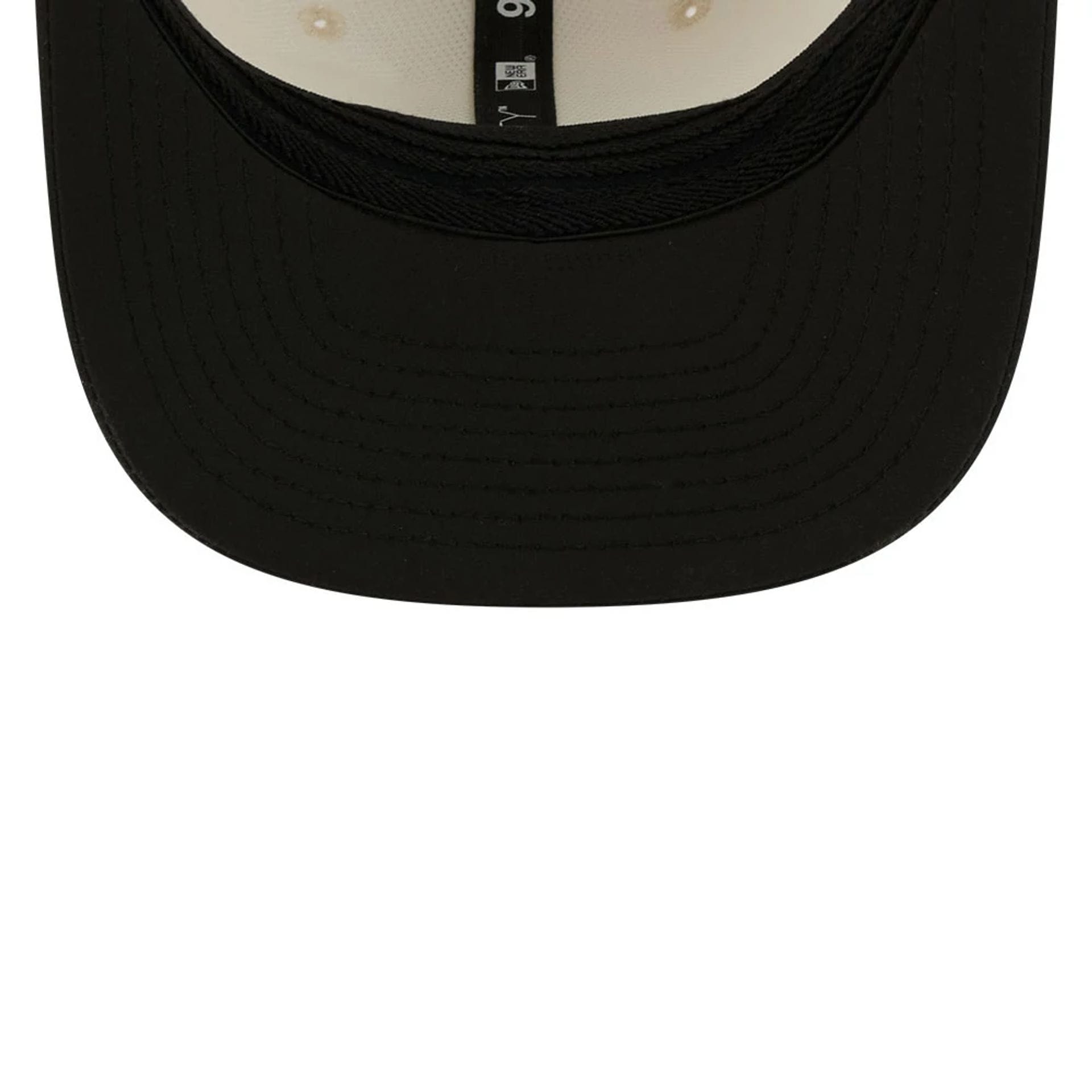 Pictured is this NFL Training 2026 Las Vegas Raiders 9SEVENTY Stretch Snap cap in white. 7