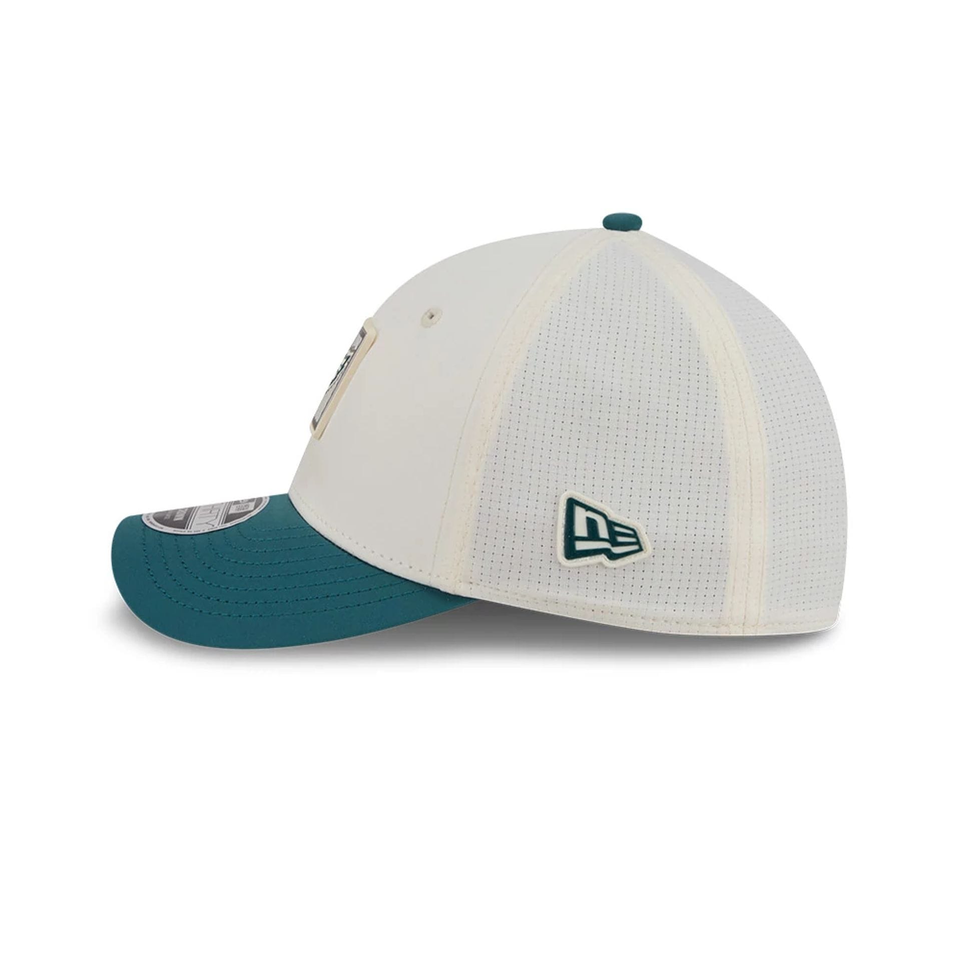Pictured is this NFL Training 2026 Philadelphia Eagles 39THIRTY M-Crown Stretch Fit cap in white. 5