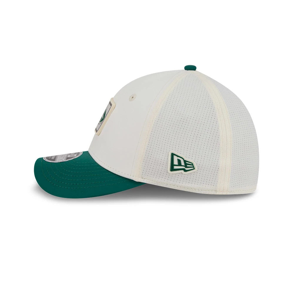 Pictured is this NFL Training 2026 New York Jets 39THIRTY M-Crown Stretch Fit cap in white. 5
