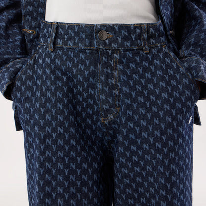 The model is wearing this Womens MLB Denim New York Yankees Wide Leg Trousers in navy. 8