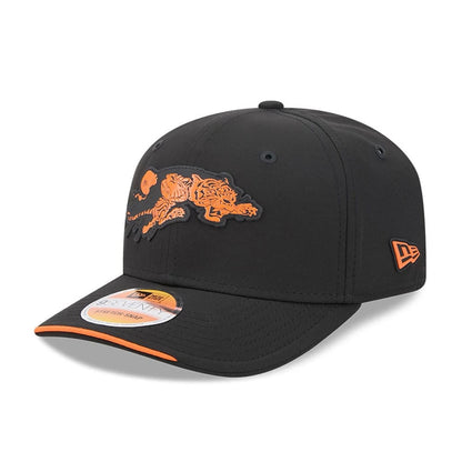 Pictured is this NFL Sideline 2026 Cincinnati Bengals 9SEVENTY Stretch Snap cap in black. 1