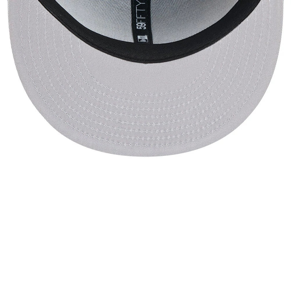 Pictured is this MLB Heritage LA Dodgers 59FIFTY Fitted cap in black. 2