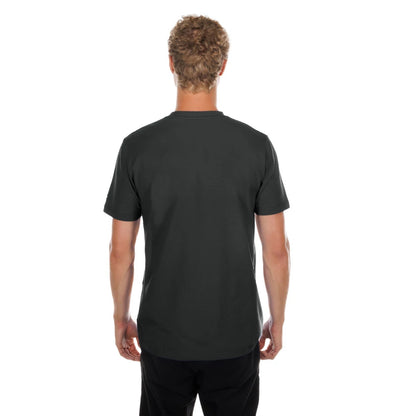The model is wearing this NFL Las Vegas Raiders T-Shirt in black. 2