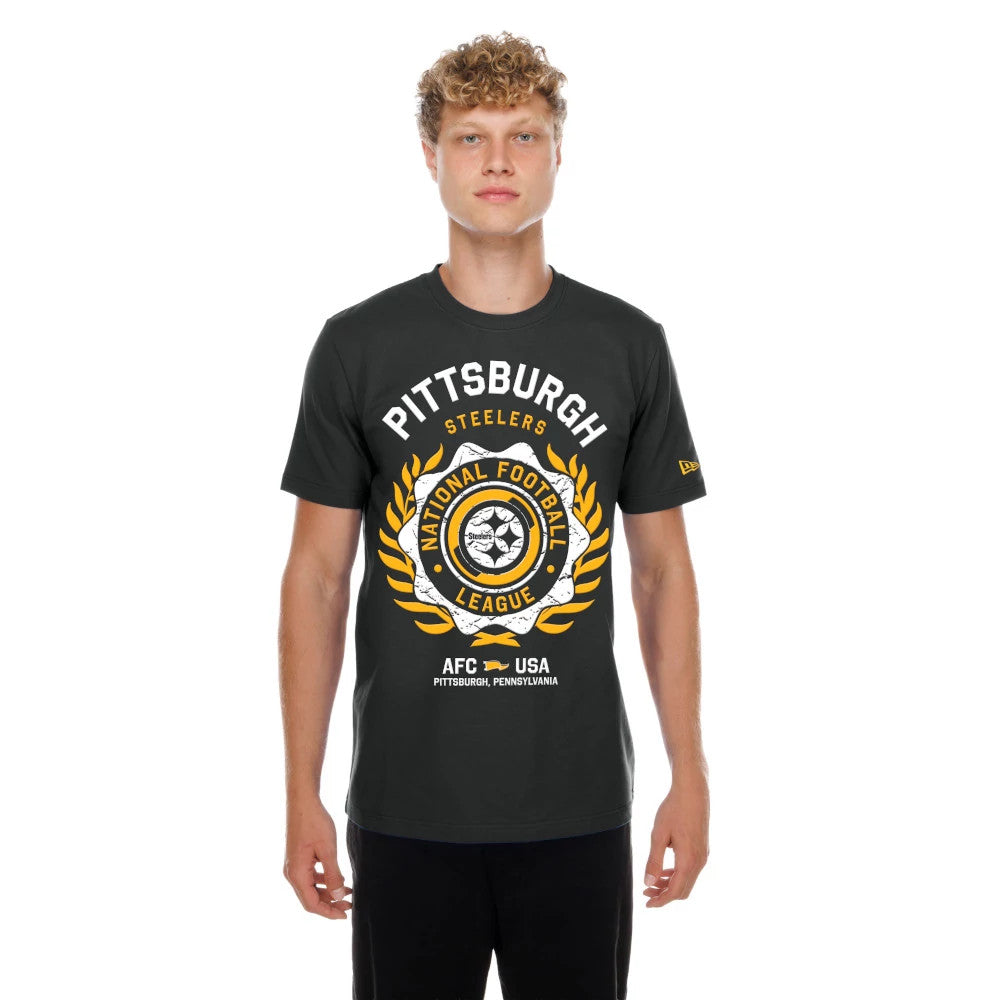 The model is wearing this NFL Pittsburgh Steelers T-Shirt in black. 1