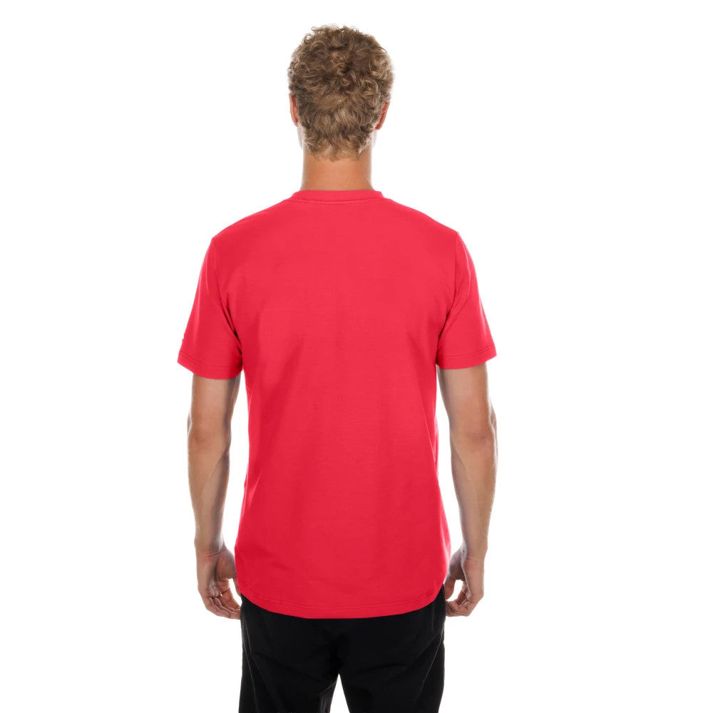 The model is wearing this NFL San Francisco 49ers T-Shirt in red. 2