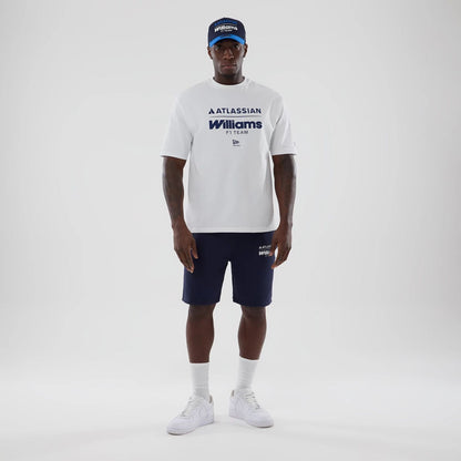 The model is wearing this Atlassian Williams F1 Team Oversized T-Shirt in white. 8