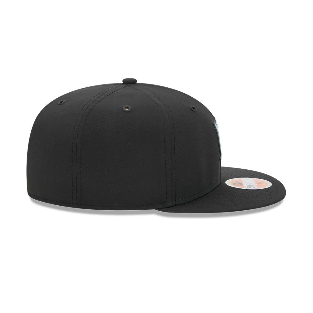 Pictured is this NFL Sideline 2026 Las Vegas Raiders 59FIFTY Fitted cap in Black. 6