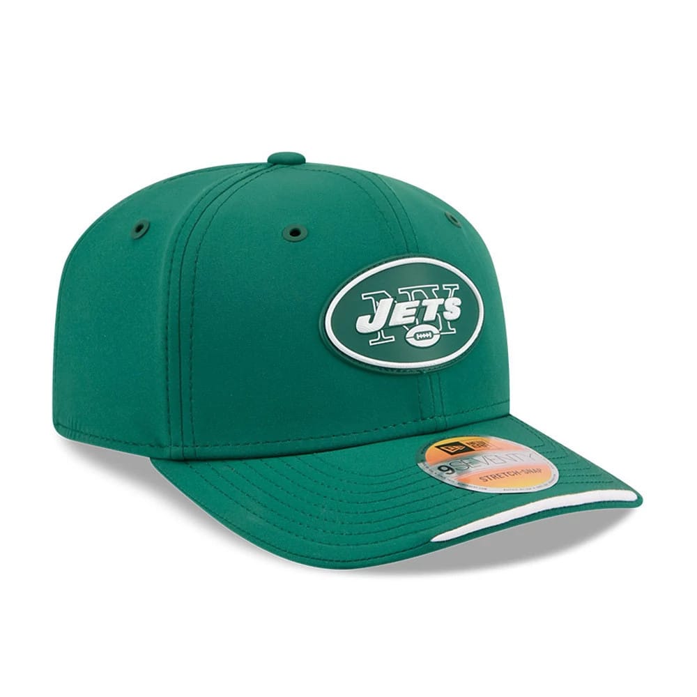 Pictured is this NFL Sideline 2026 New York Jets 9SEVENTY Stretch Snap cap in green. 4