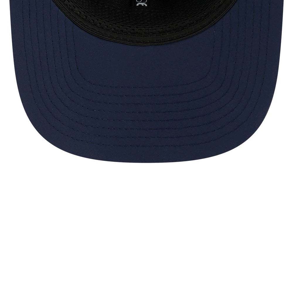 Pictured is this NFL Sideline 2026 New York Giants 9SEVENTY Stretch Snap cap in dark blue. 7