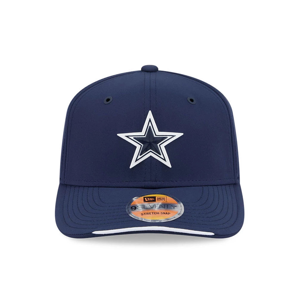 Pictured is this NFL Sideline 2026 Dallas Cowboys 9SEVENTY Stretch Snap cap in dark blue. 2