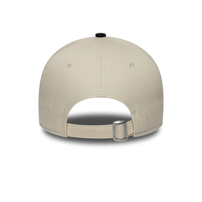 Pictured is this MLB Paisley Chicago White Sox 9FORTY E-Frame cap in black. 6