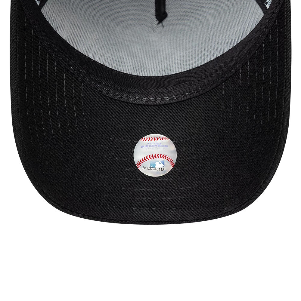 Pictured is this MLB Food New York Yankees 9FORTY A-Frame cap in black. 7